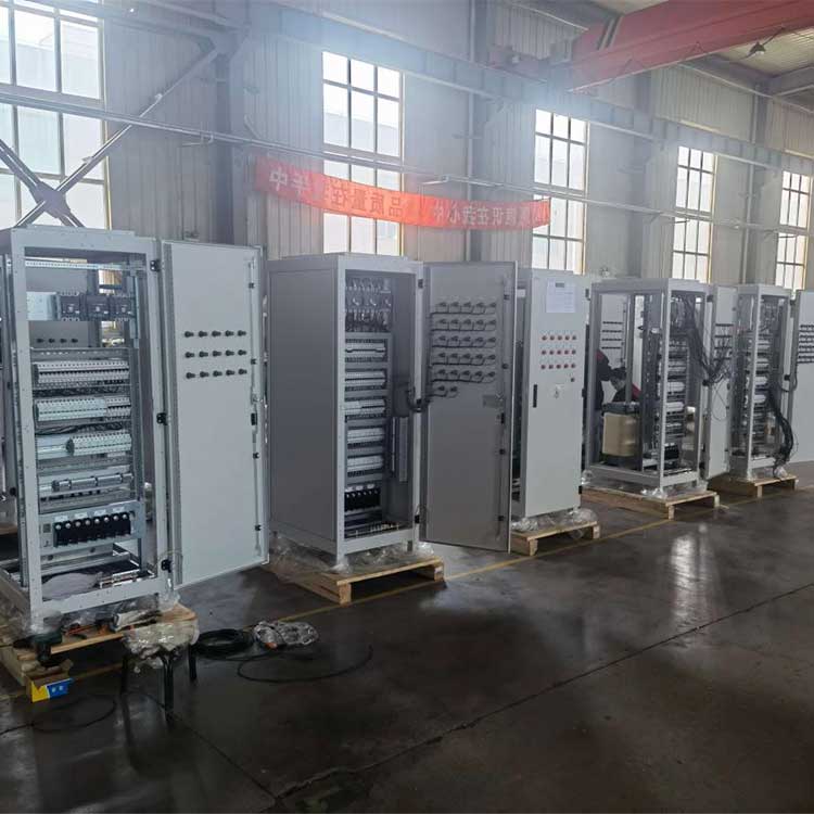 Struktur Kabinet Sesuai Dengan Komponen Menjadikan Panel LVSG Berkualiti